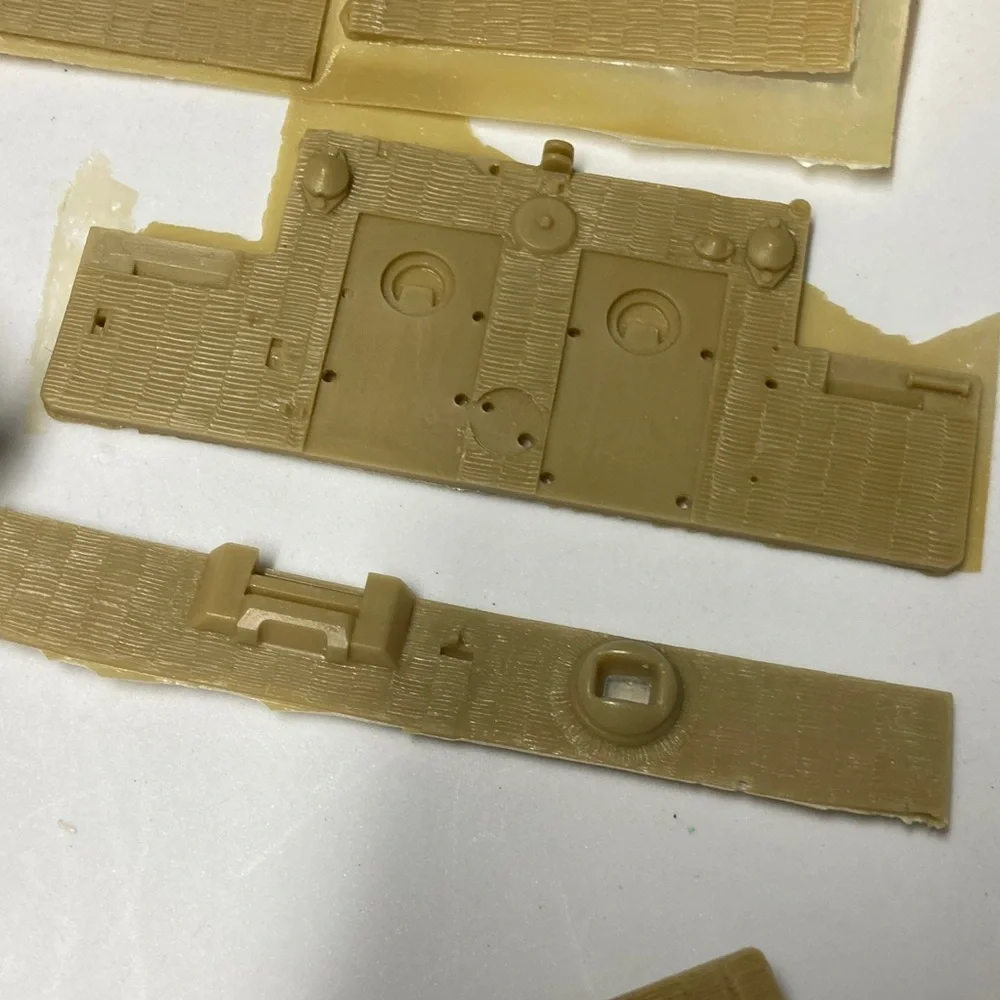 Verlinden 1/35 WWII model tank detail kits, Sherman, Tiger Zimmeret, lot of 2